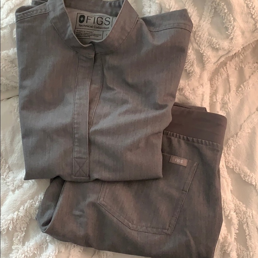 Grey Figs Scrubs